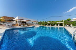 Гостиница Hotel Torre De Los Guzmanes  Ла-Альгаба